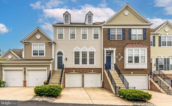 13 ADDISON CT, DOYLESTOWN, PA 18901 - Image 66504da8ea8b8f0ccf524239f38d4c0d/220326536