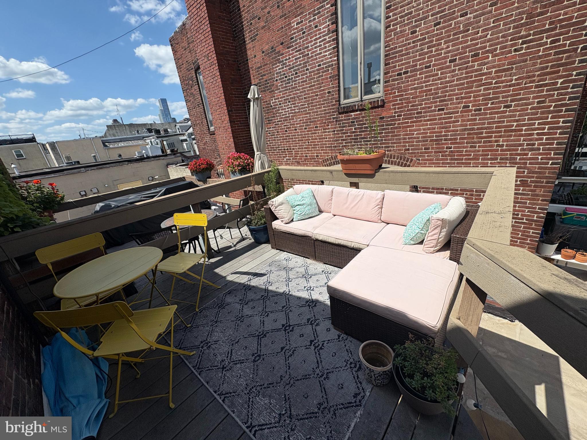 BELLA VISTA - Residential Lease