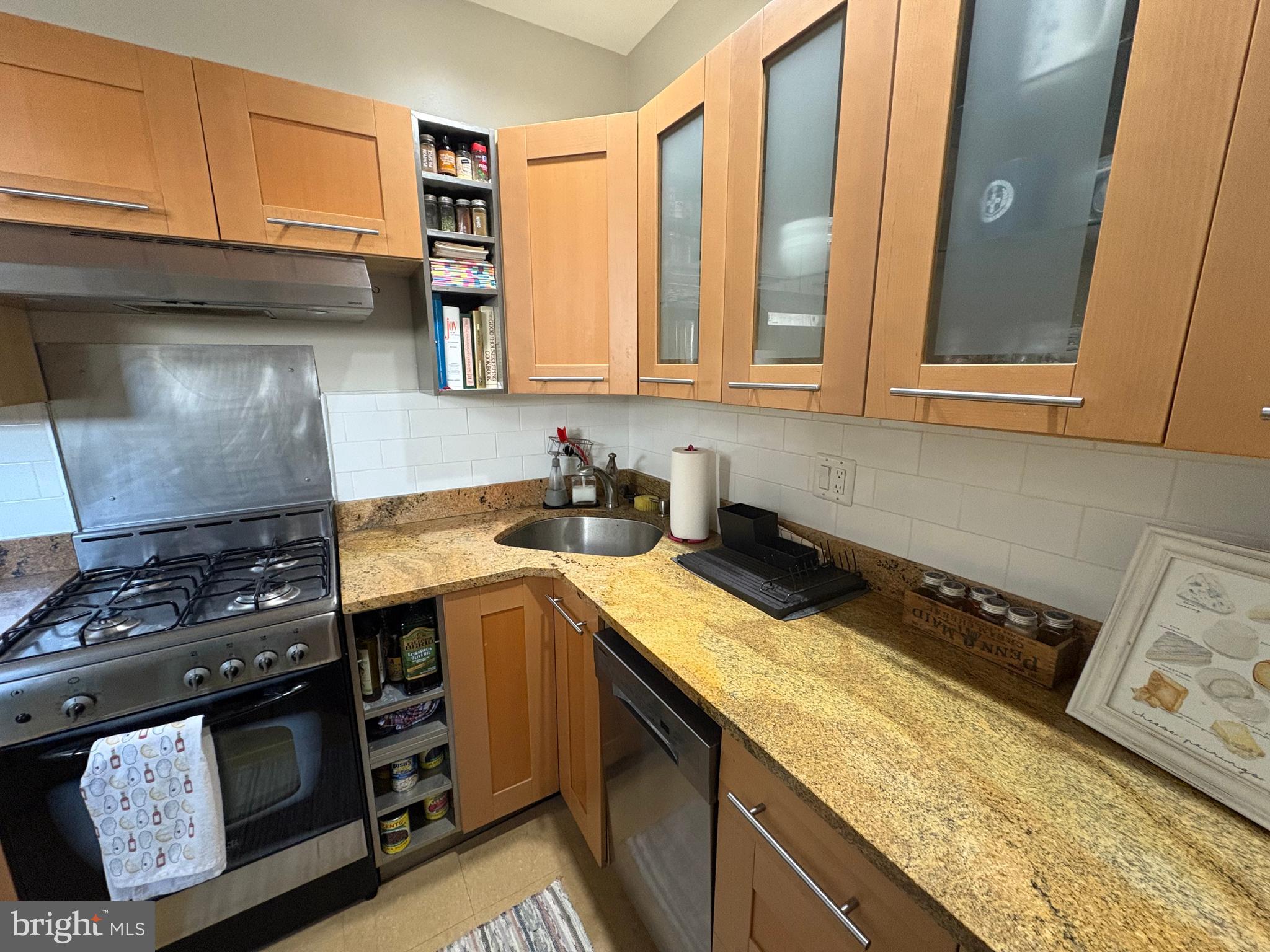 BELLA VISTA - Residential Lease