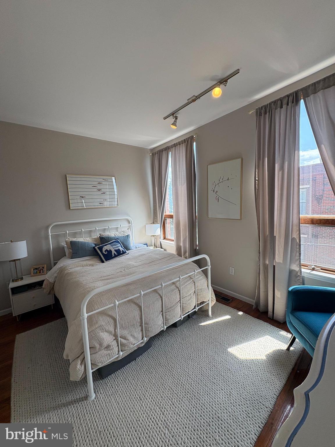 BELLA VISTA - Residential Lease