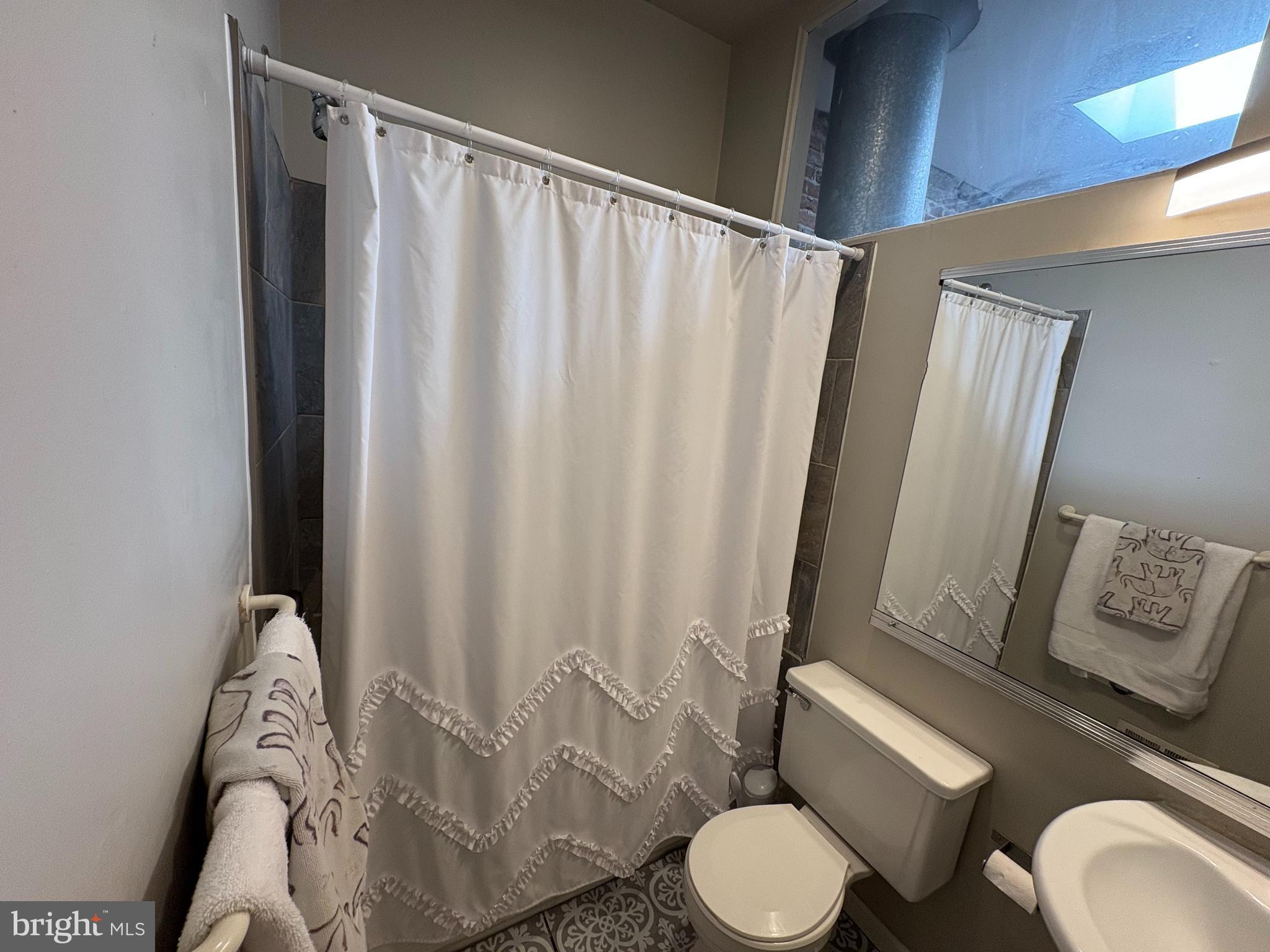 BELLA VISTA - Residential Lease