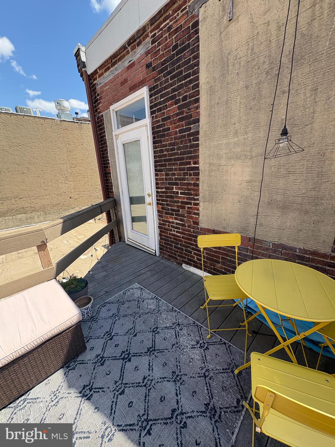 BELLA VISTA - Residential Lease