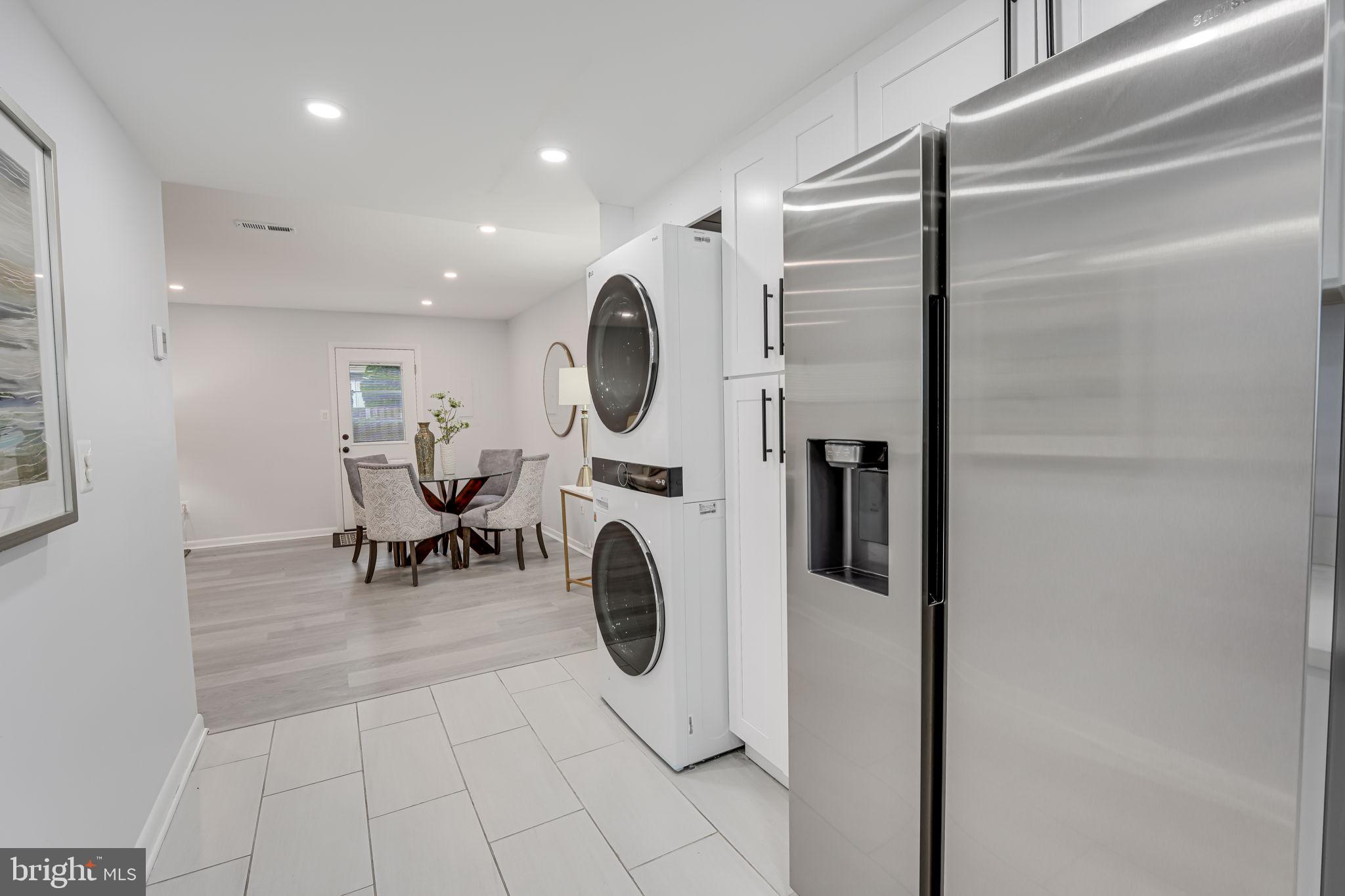 WINDSOR PARK - Residential