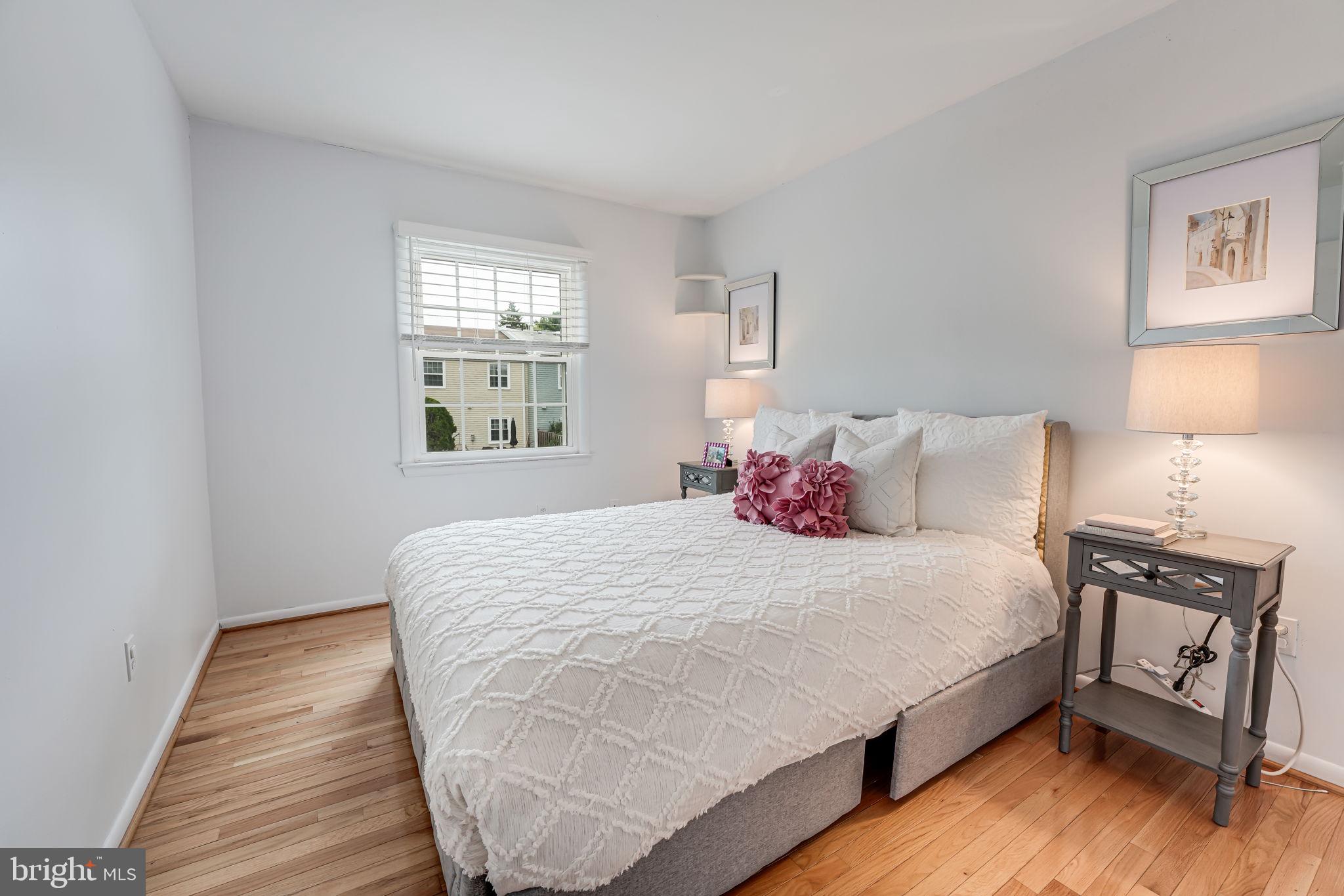 WINDSOR PARK - Residential