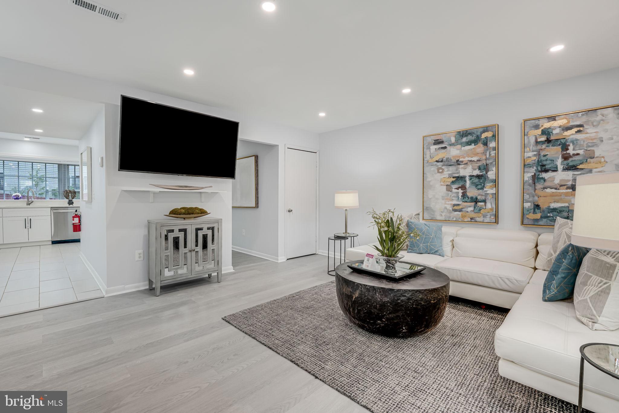 WINDSOR PARK - Residential