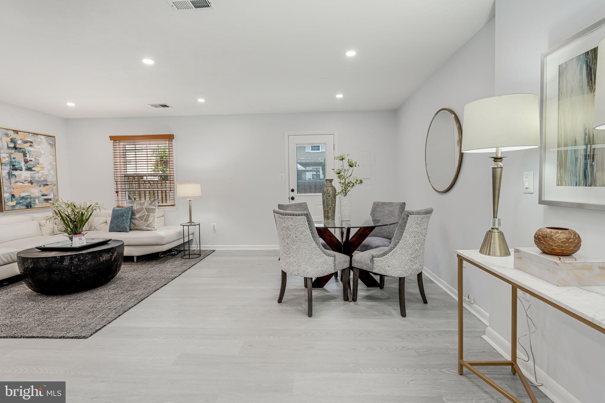 WINDSOR PARK - Residential