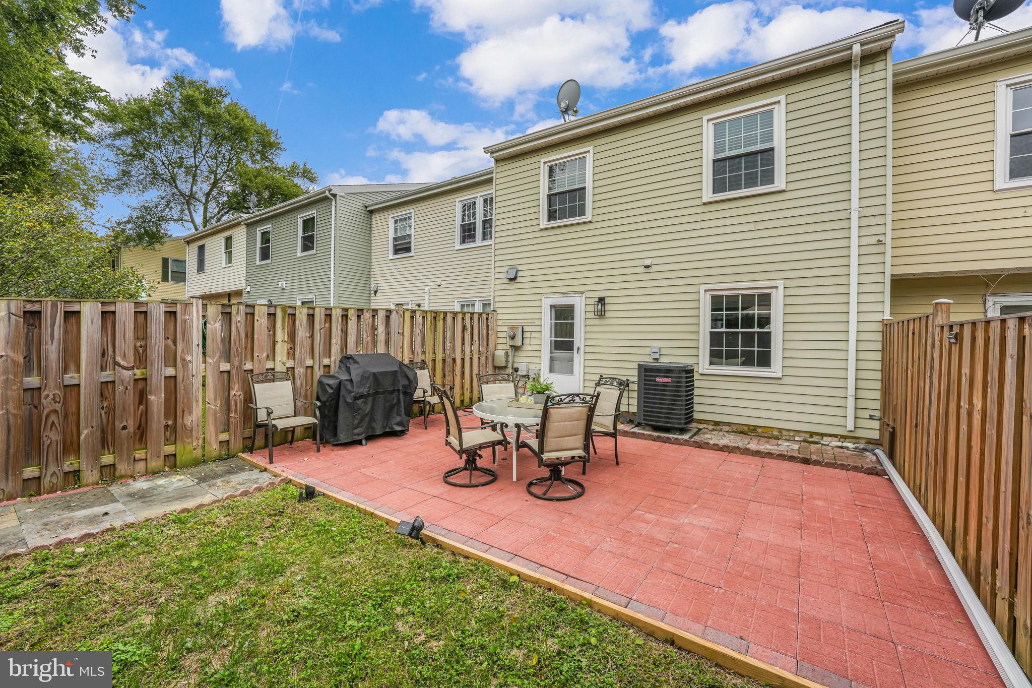 WINDSOR PARK - Residential