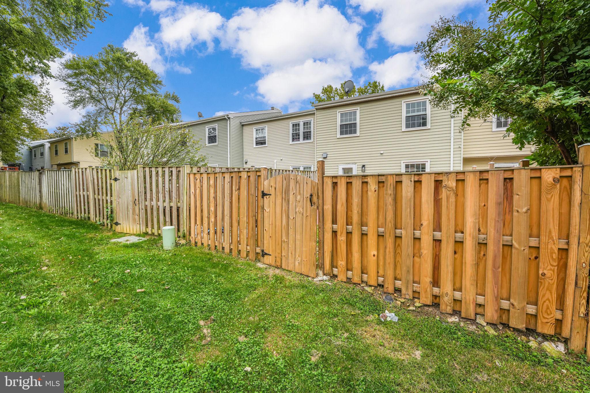 WINDSOR PARK - Residential