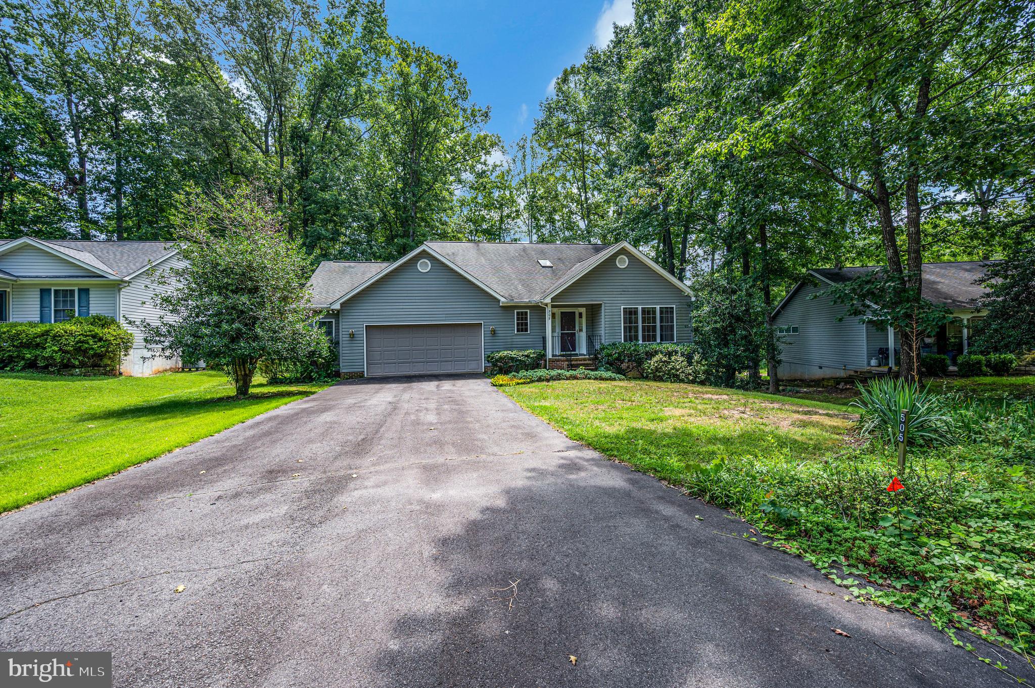 505 BIRDIE ROAD
