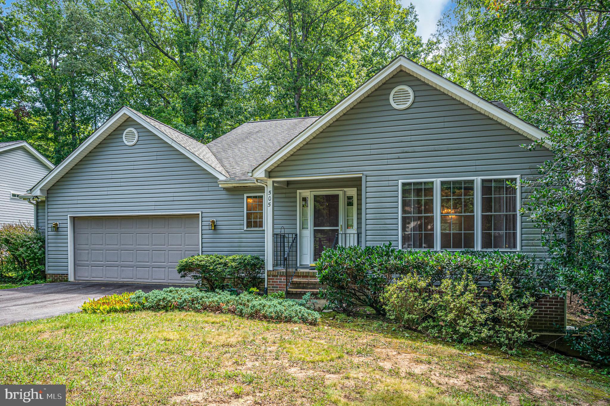 505 BIRDIE ROAD