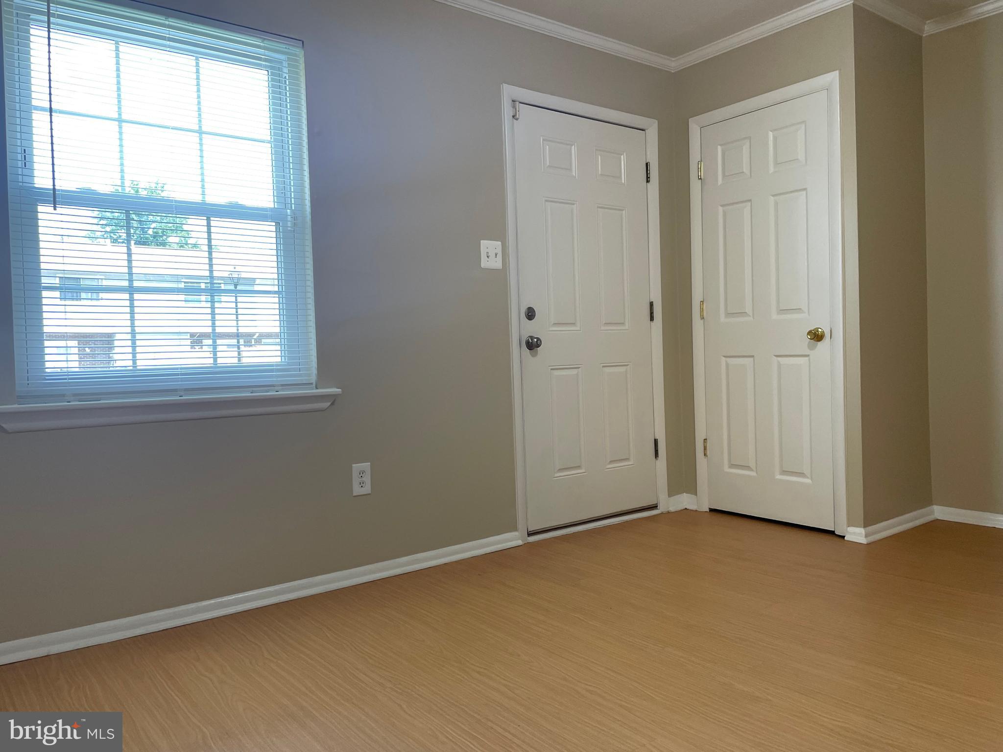 11814 OAK MANOR DRIVE 54