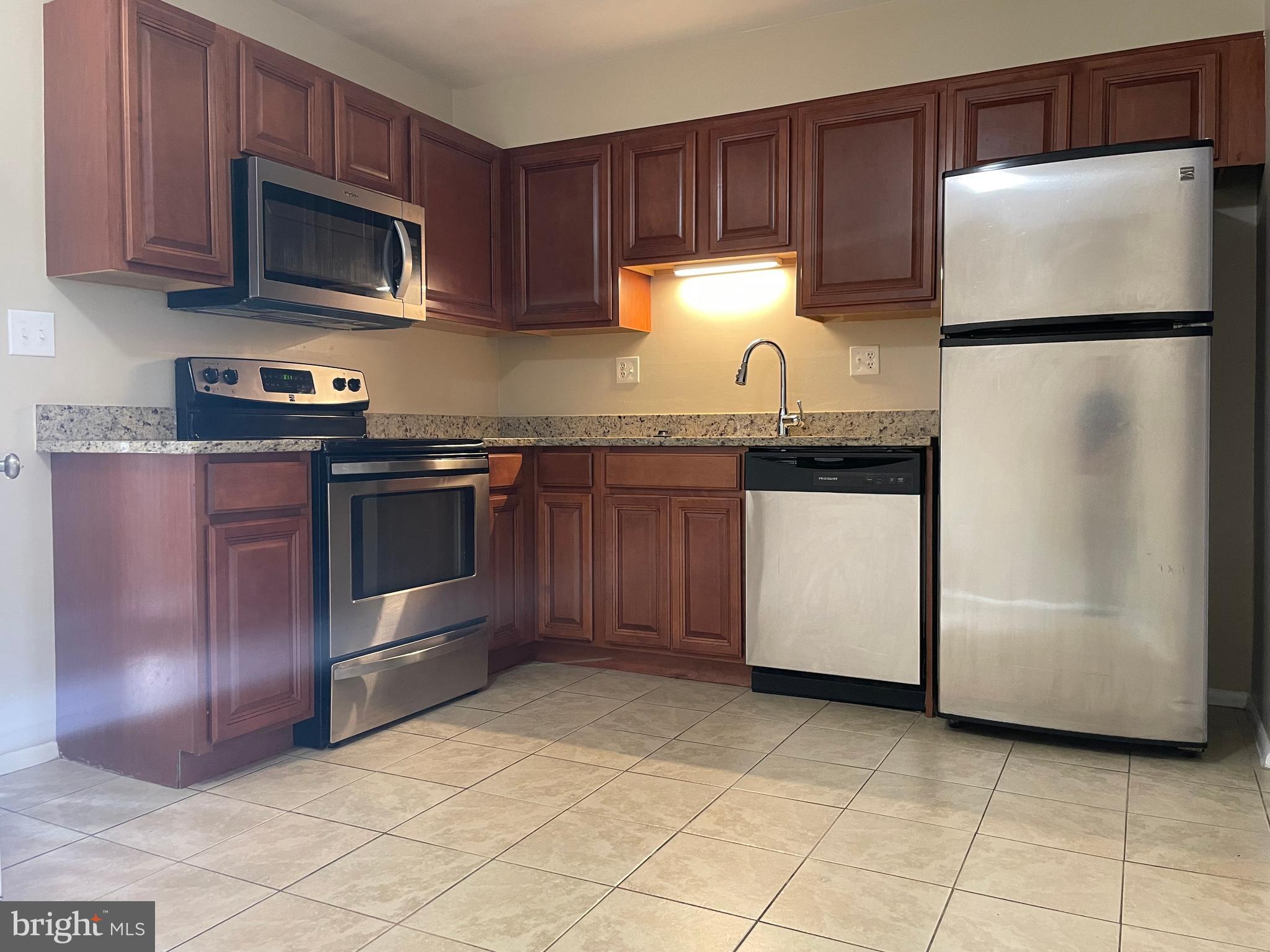 11814 OAK MANOR DRIVE 54