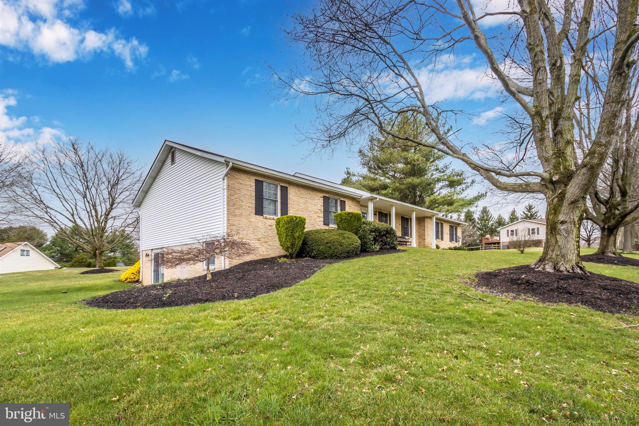 WHITE PINE ACRES - Residential