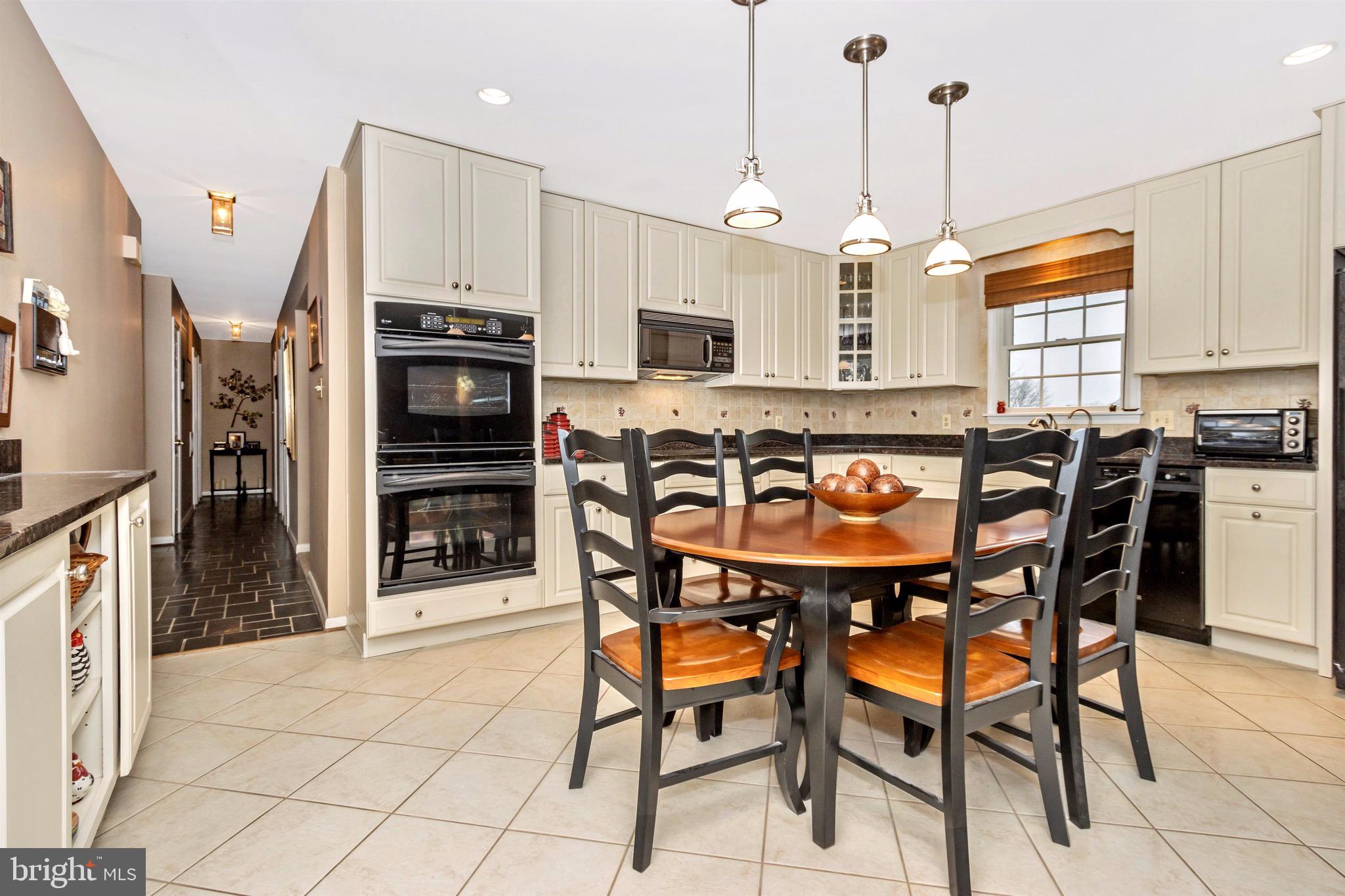 WHITE PINE ACRES - Residential