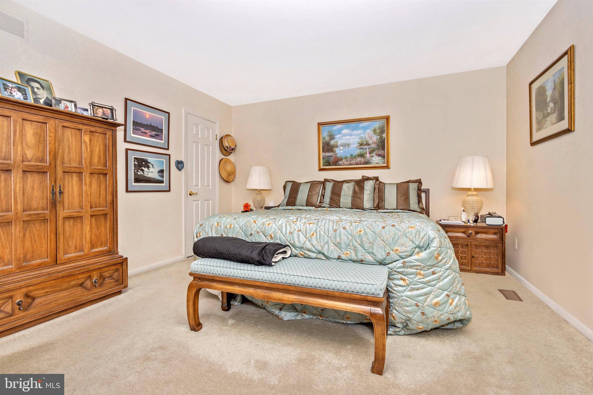 WHITE PINE ACRES - Residential