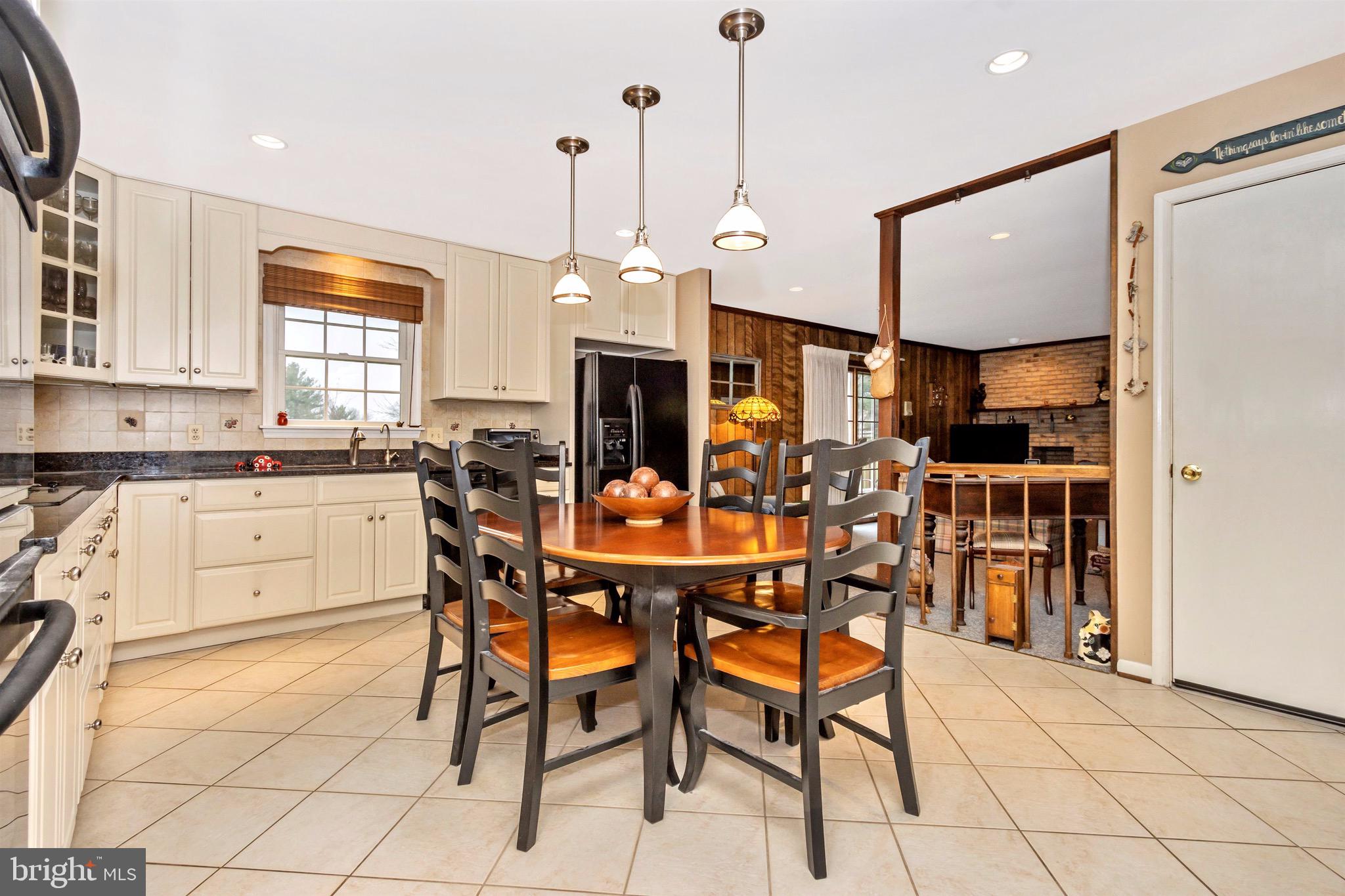 WHITE PINE ACRES - Residential