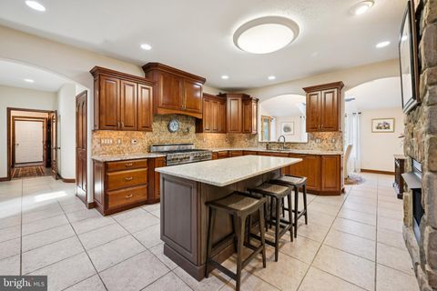 Tiny photo for 18 Lansbrook Court, SEWELL, NJ 08080 (MLS # NJGL2065276)