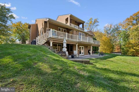 Tiny photo for 18 Lansbrook Court, SEWELL, NJ 08080 (MLS # NJGL2065276)