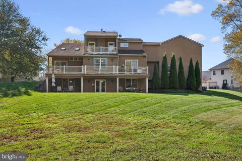 Tiny photo for 18 Lansbrook Court, SEWELL, NJ 08080 (MLS # NJGL2065276)