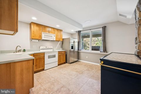 Tiny photo for 18 Lansbrook Court, SEWELL, NJ 08080 (MLS # NJGL2065276)