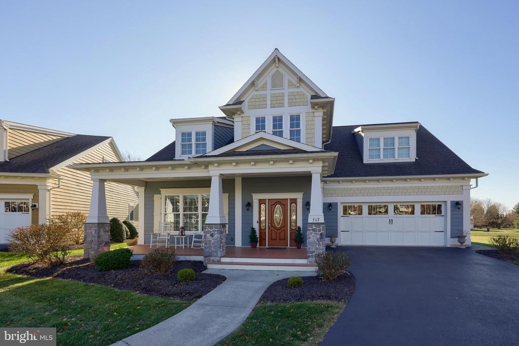 Photo of 517 Landon Circle, EPHRATA, PA 17522 (MLS # PALA2069044)