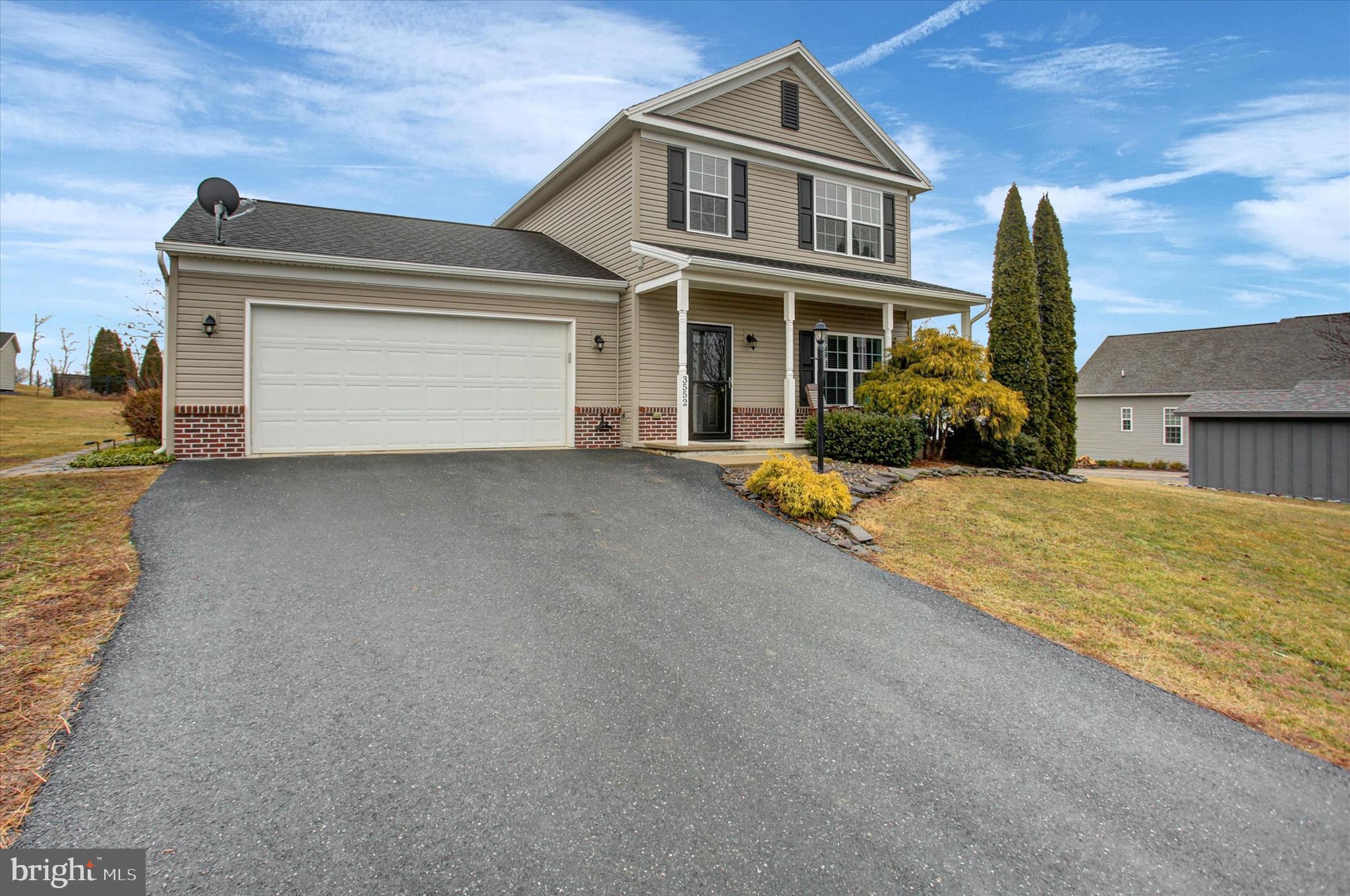 MOUNTAIN SHADOWS - Residential