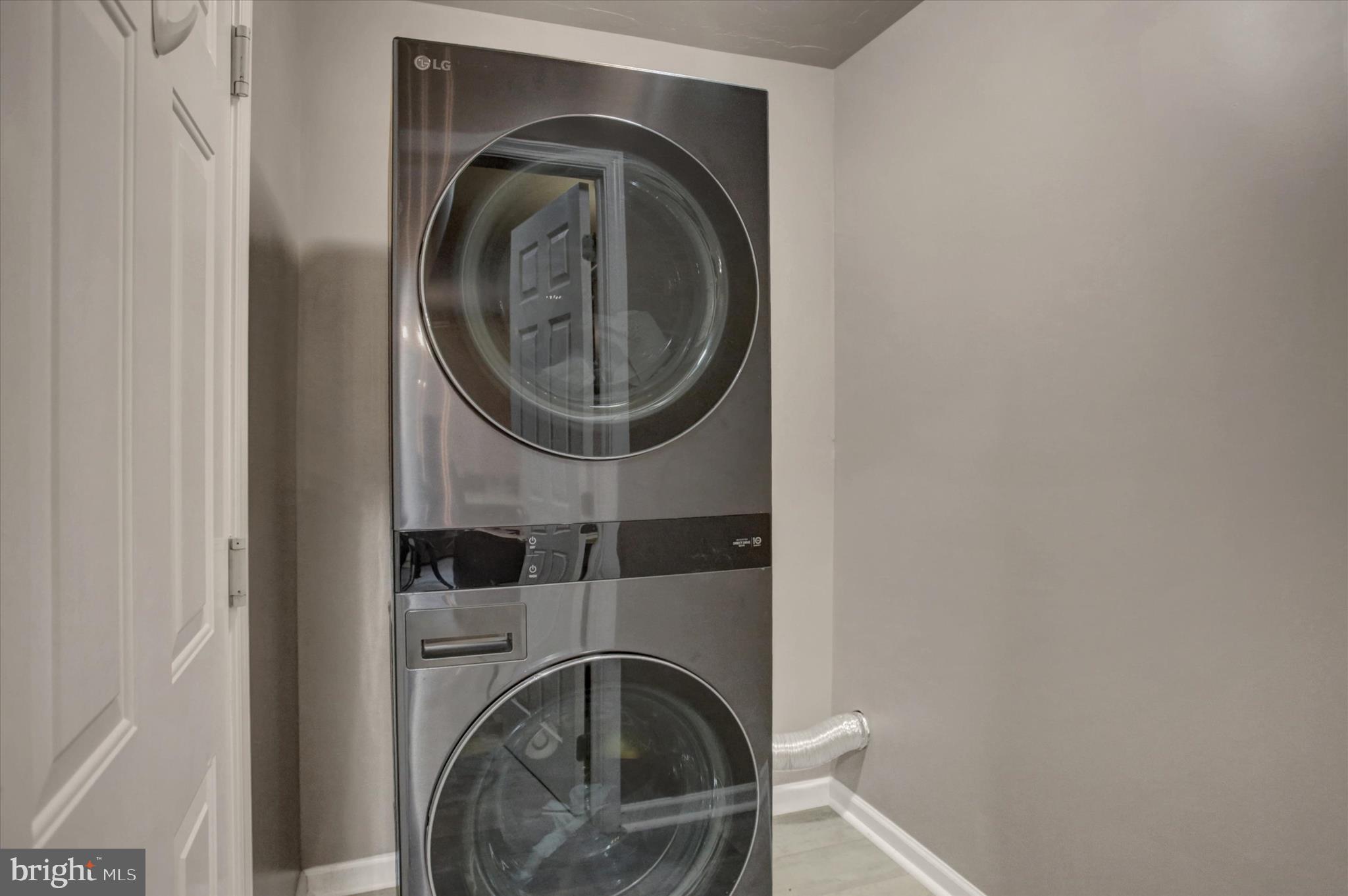 MOUNTAIN SHADOWS - Residential