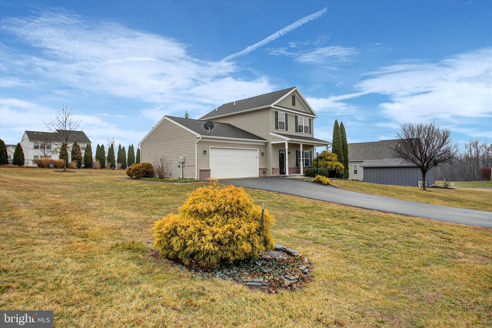 MOUNTAIN SHADOWS - Residential