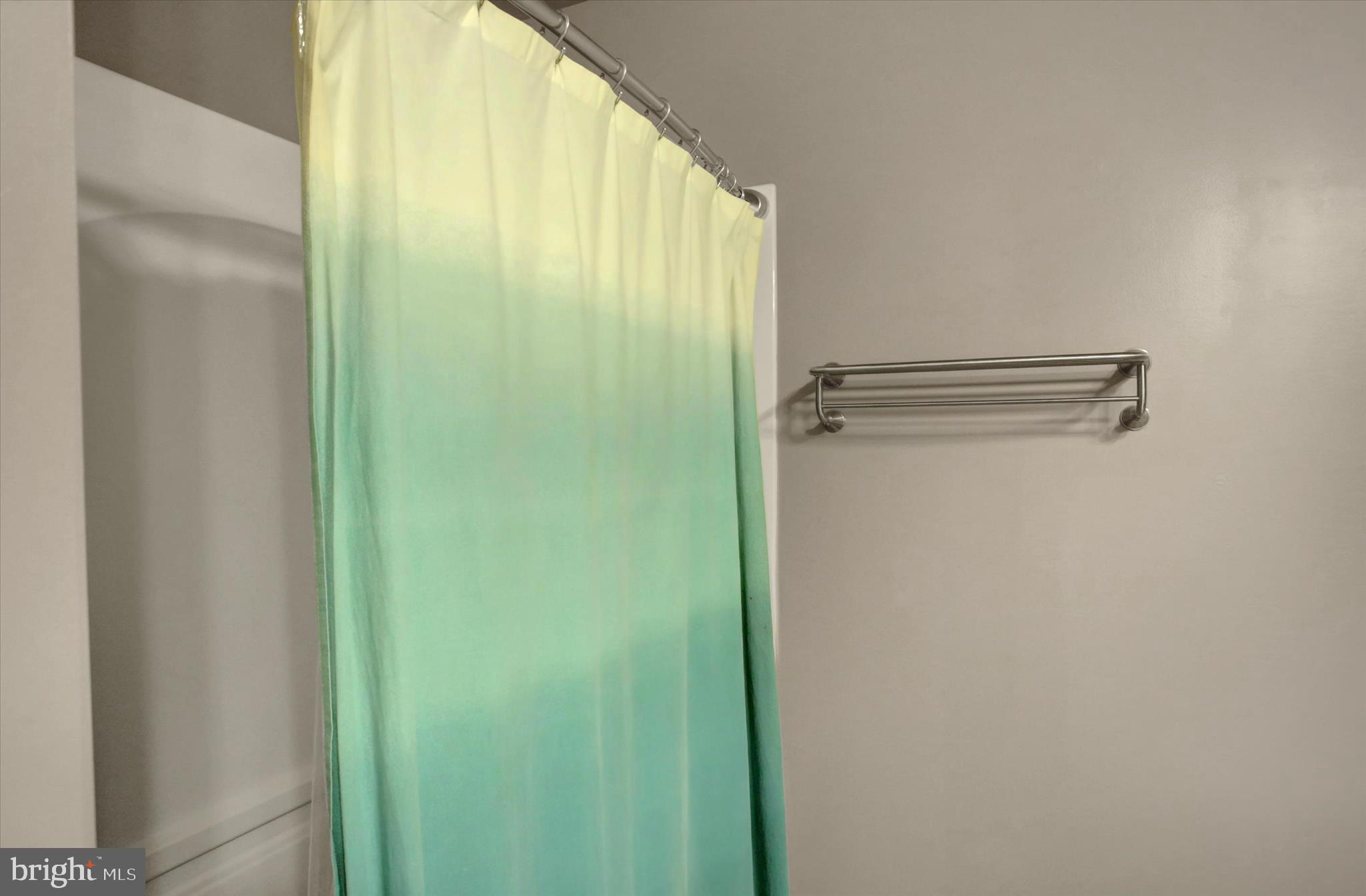 MOUNTAIN SHADOWS - Residential