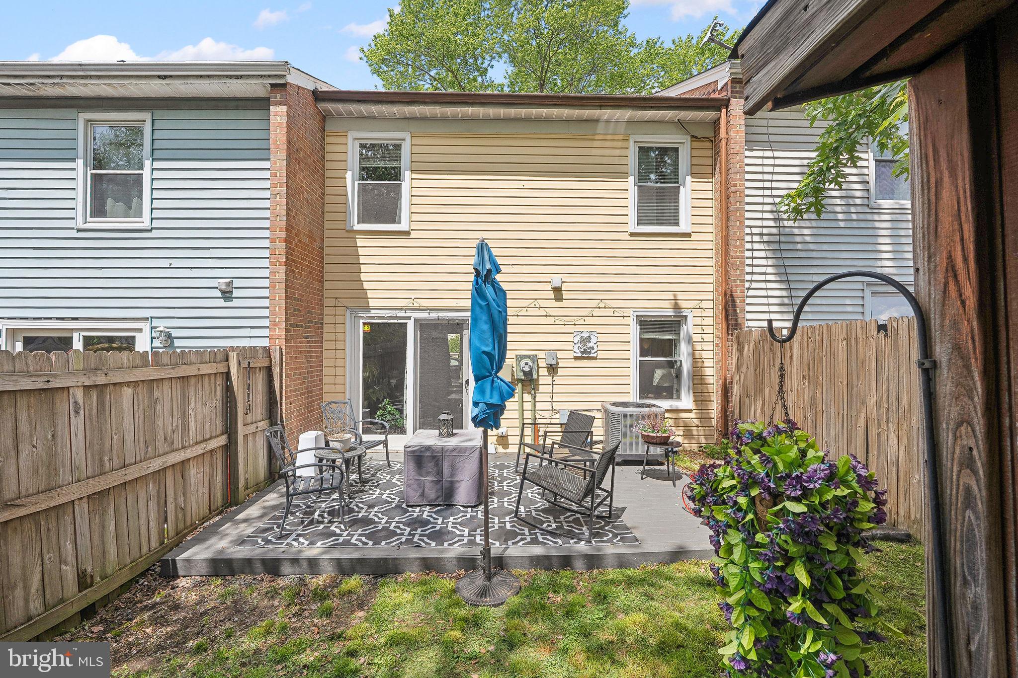 CRESTWOOD HAMLET - Residential