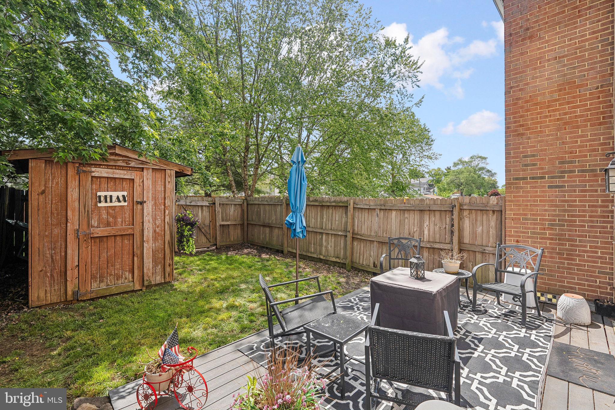 CRESTWOOD HAMLET - Residential