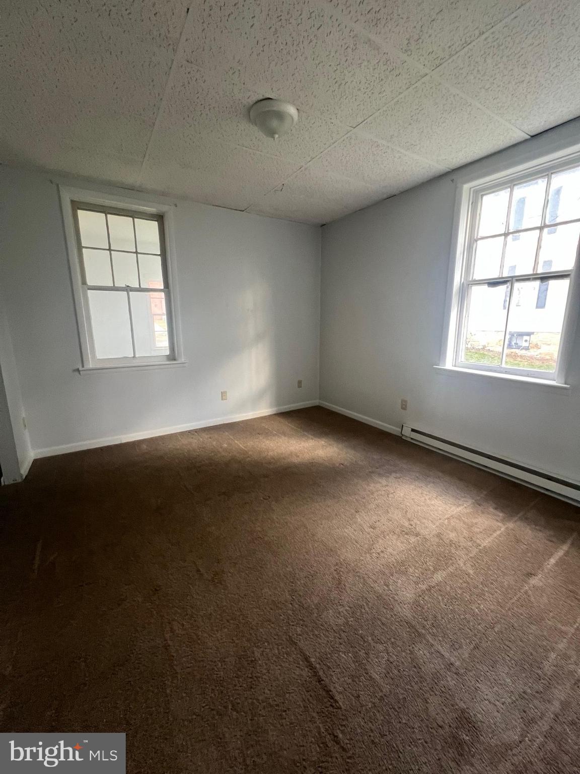 CHARLES TOWN - Residential Lease