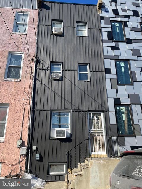 3756 N RANDOLPH STREET PHILADELPHIA PA 19140