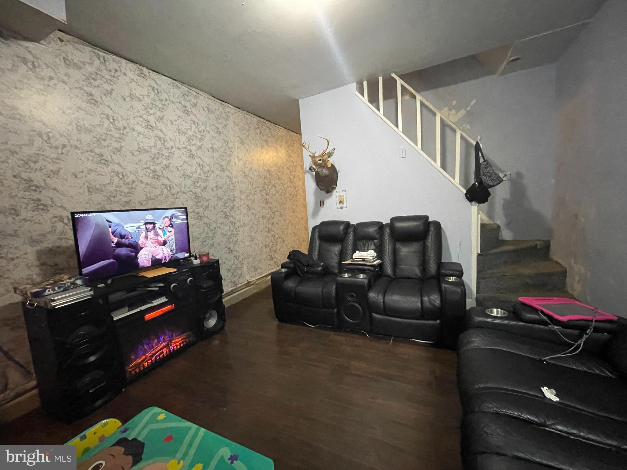 3756 N RANDOLPH STREET