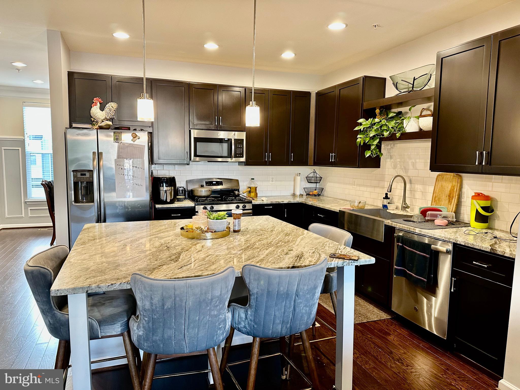 TALLYN RIDGE - Residential Lease