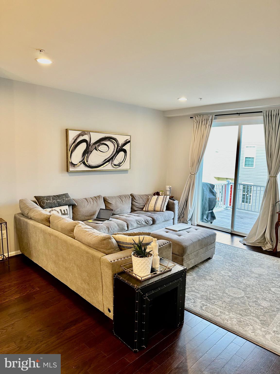 TALLYN RIDGE - Residential Lease