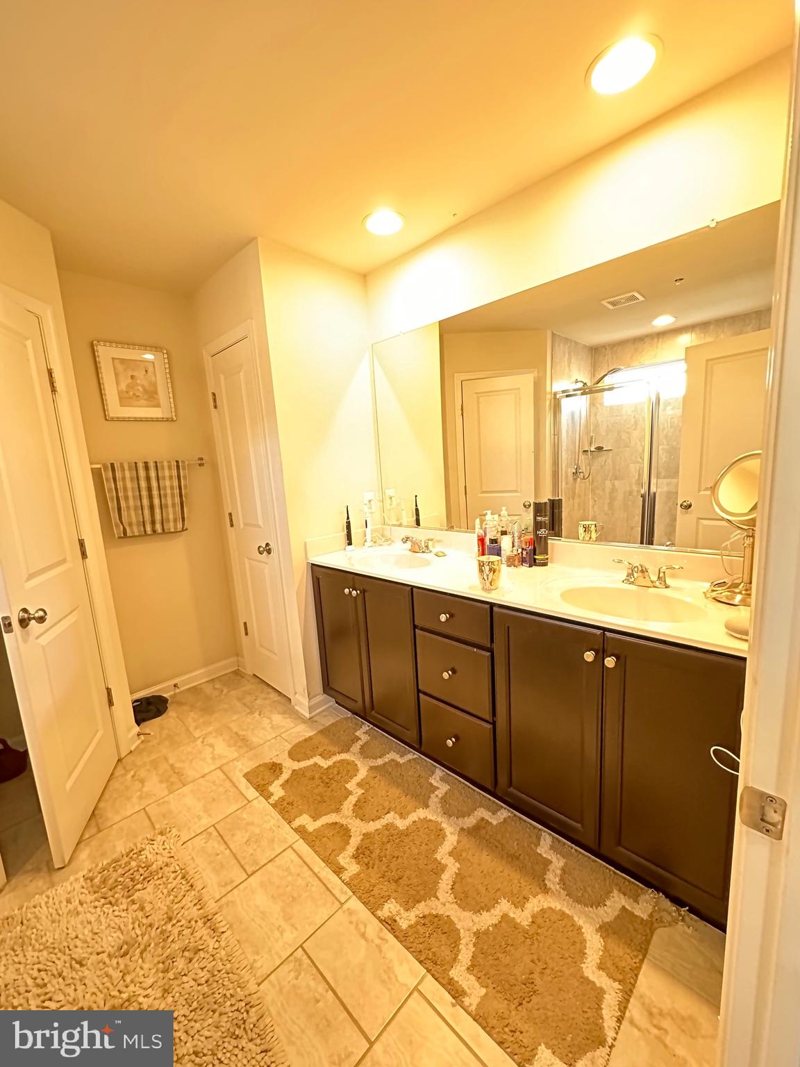 TALLYN RIDGE - Residential Lease