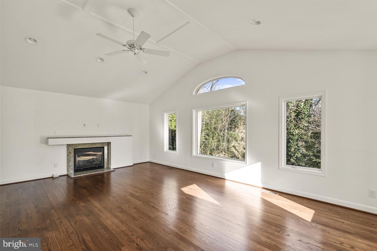 MERRIMACK PARK - Residential Lease