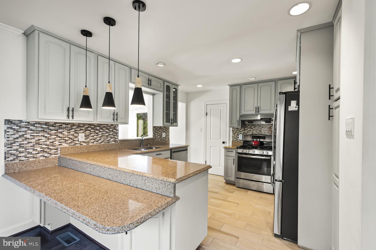 MERRIMACK PARK - Residential Lease