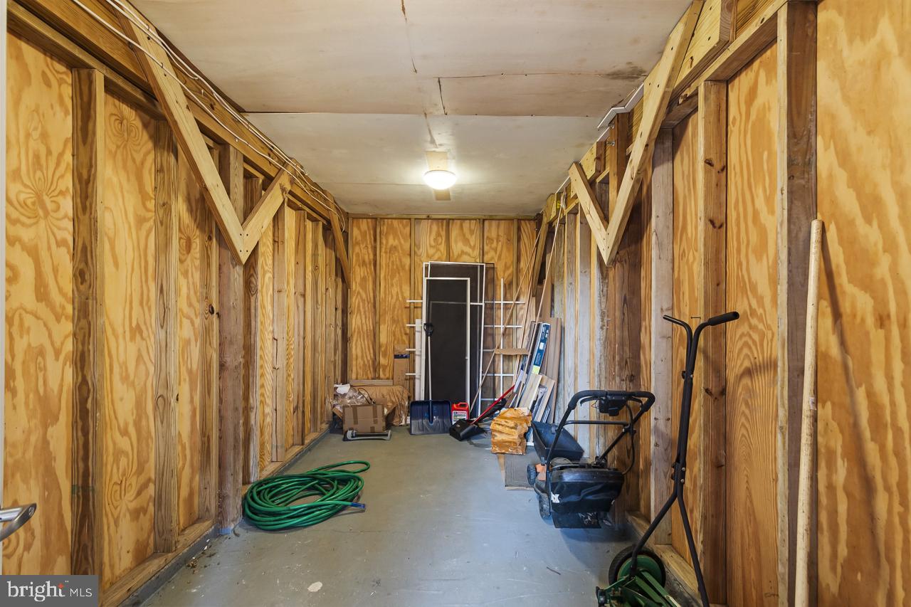 MERRIMACK PARK - Residential Lease