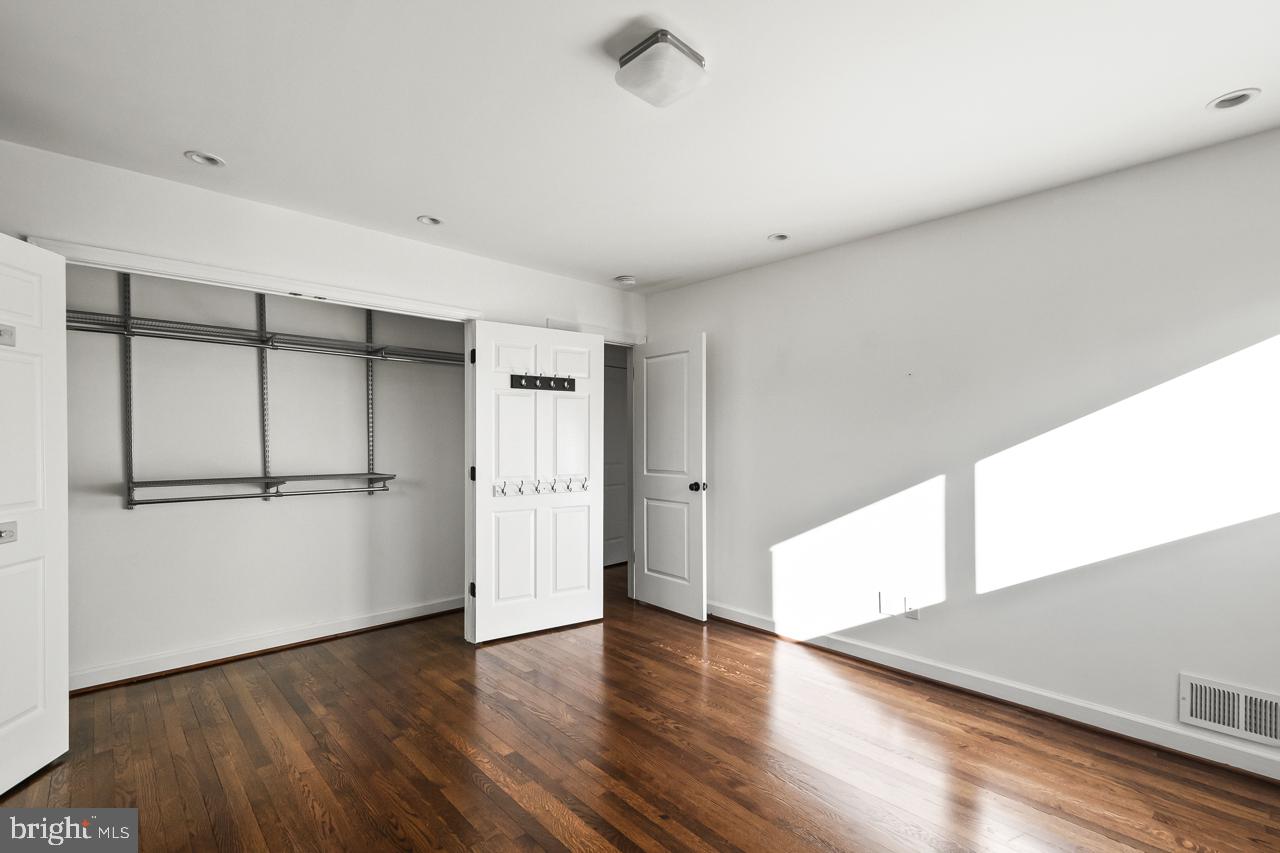 MERRIMACK PARK - Residential Lease