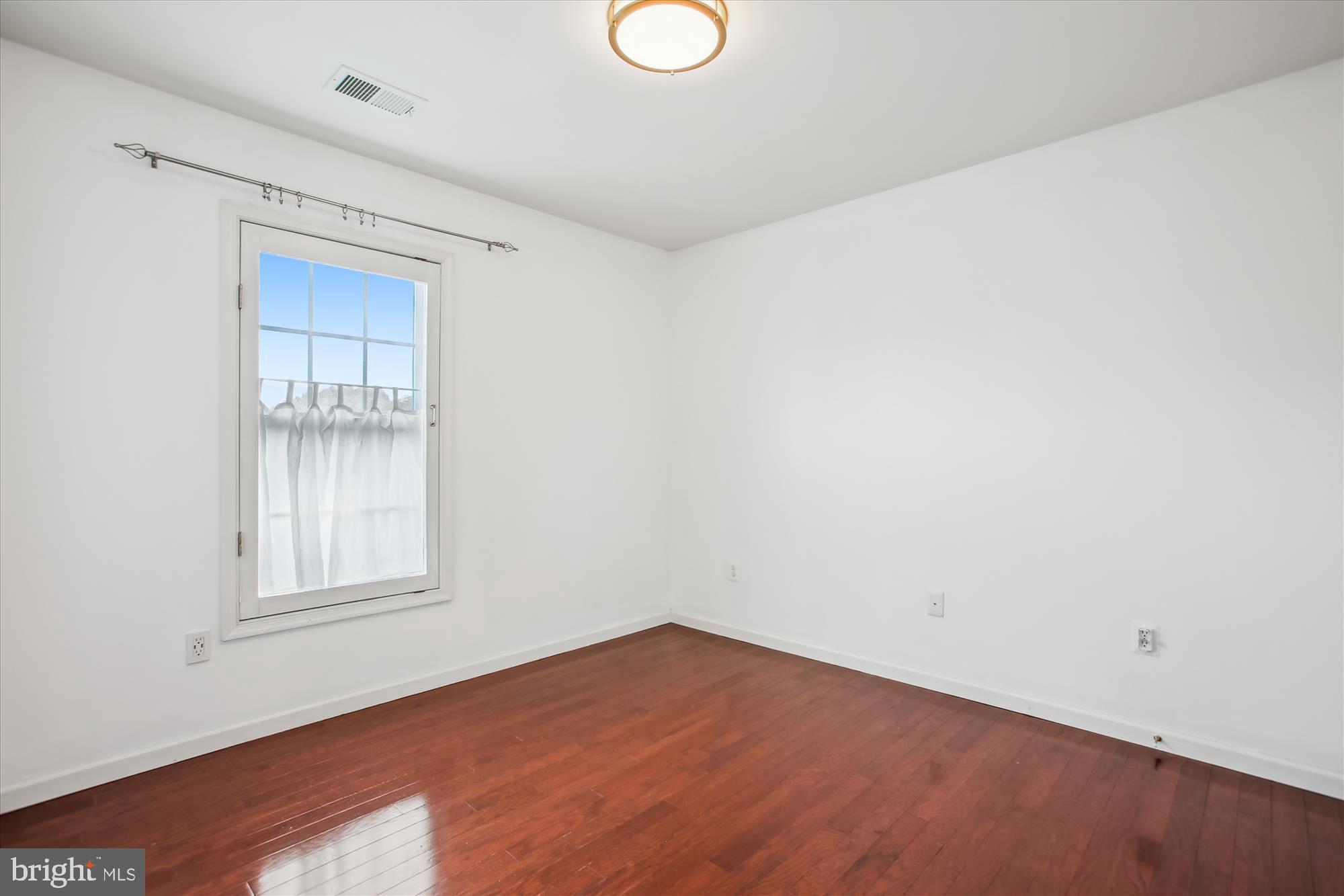 EAST MARKET AT FAIR LAKE - Residential