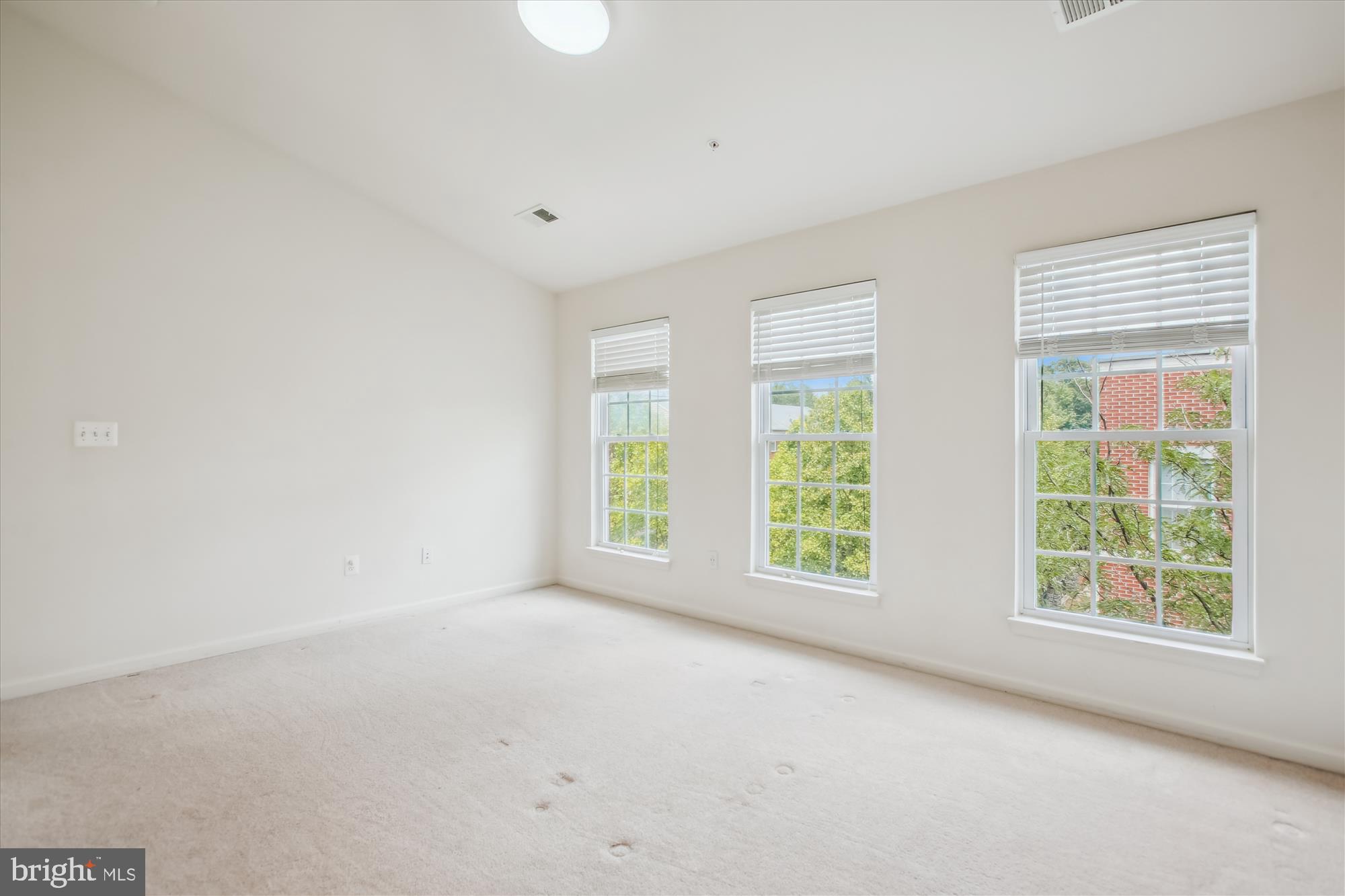 EAST MARKET AT FAIR LAKE - Residential