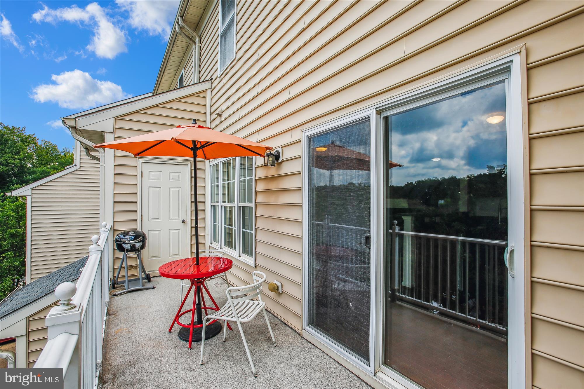 EAST MARKET AT FAIR LAKE - Residential