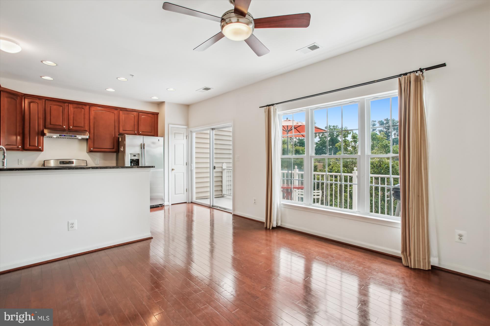 EAST MARKET AT FAIR LAKE - Residential