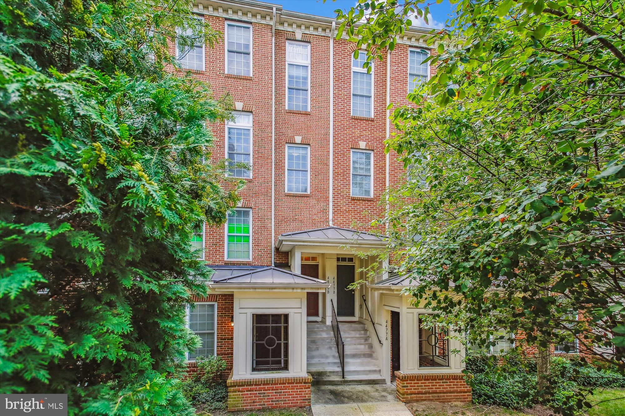 EAST MARKET AT FAIR LAKE - Residential