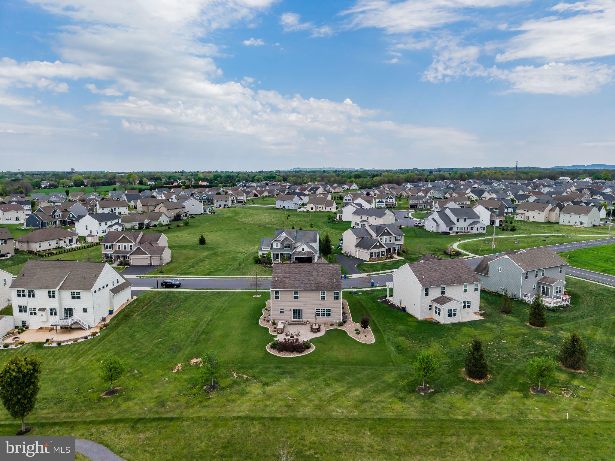 DANBURY GLEN - Residential