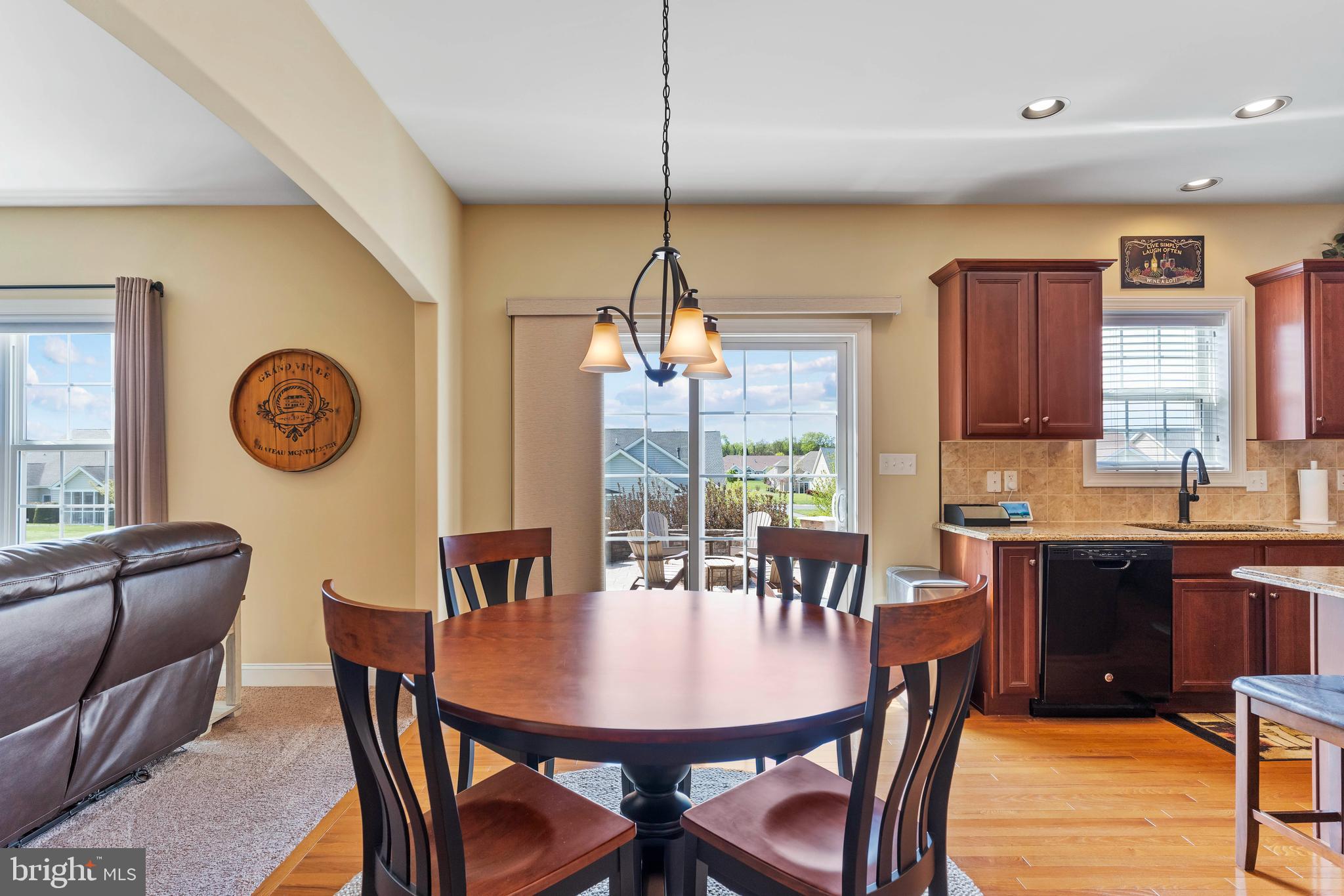 DANBURY GLEN - Residential