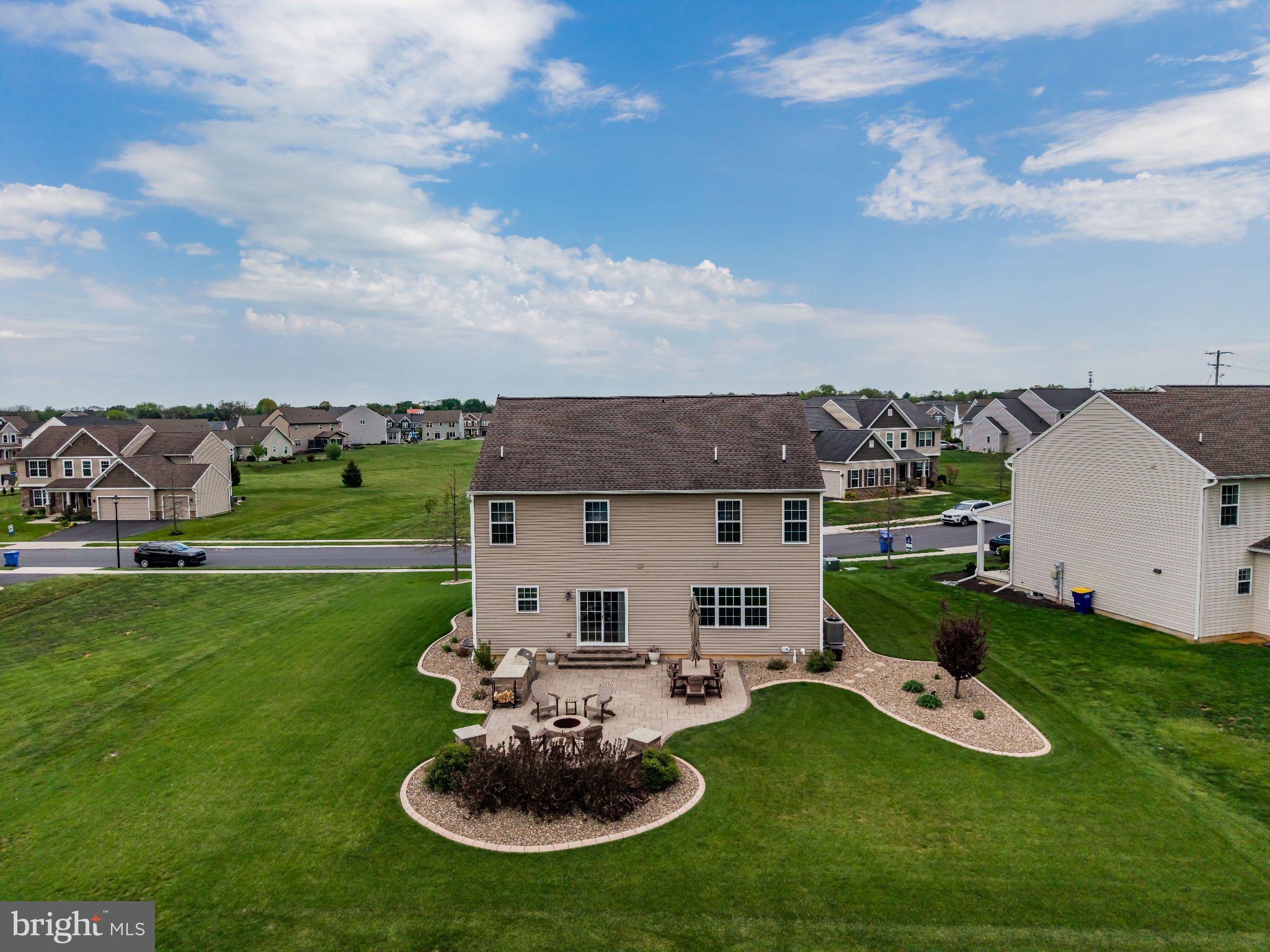 DANBURY GLEN - Residential