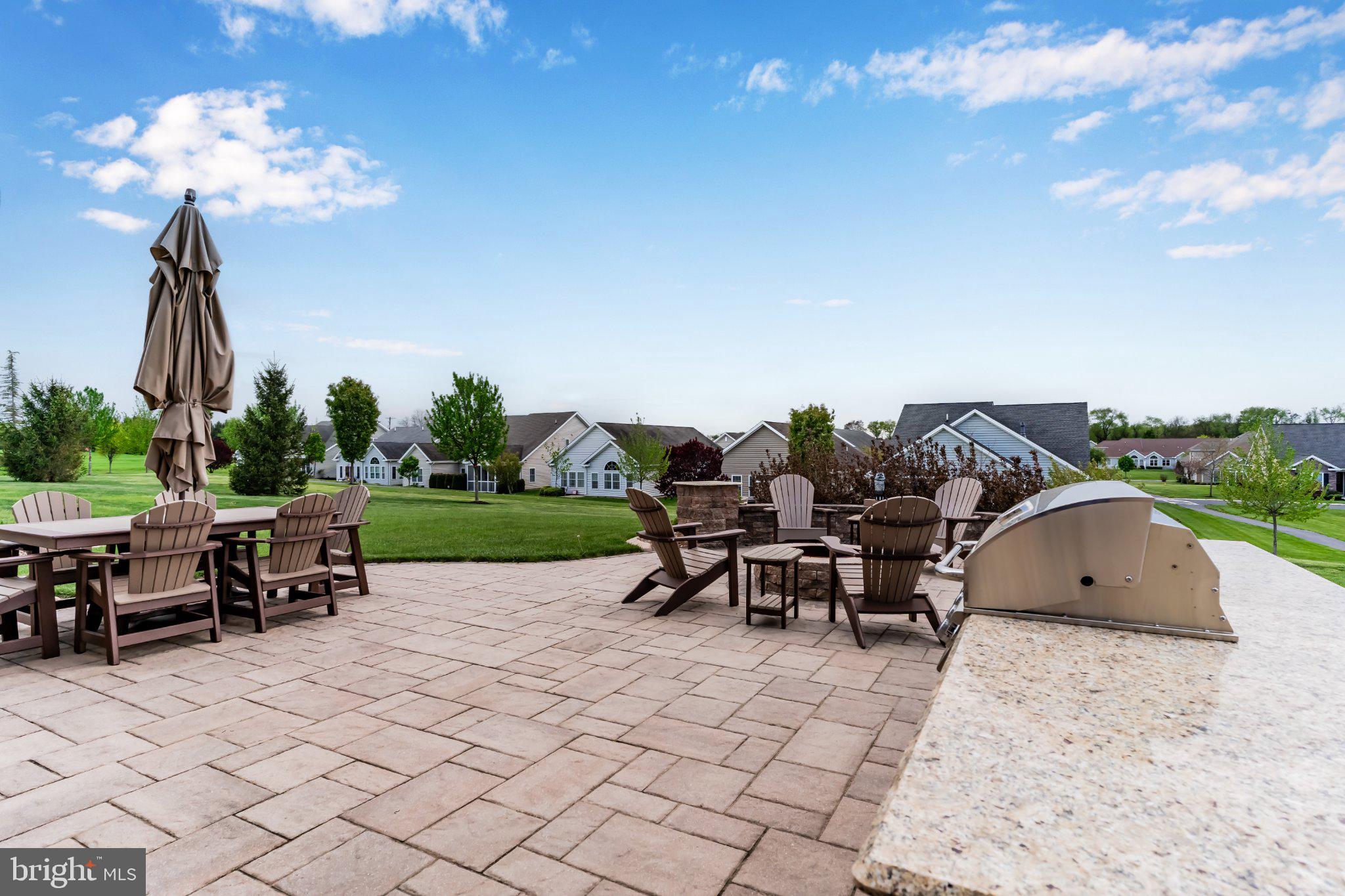 DANBURY GLEN - Residential